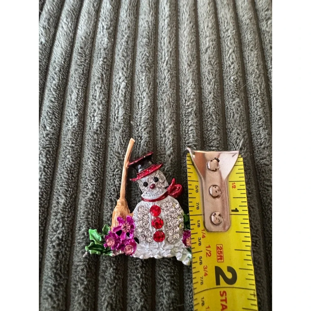 Sparkling Snowman Brooch With‎ Broom Hat Scarf Red Gems Rhinestones Christmas